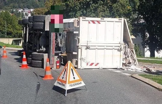 Einsatz-VU-LKW